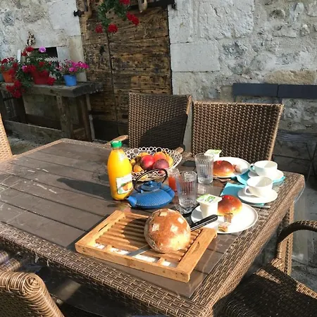 D'hôtes Des Deux Lacs Couette-café *