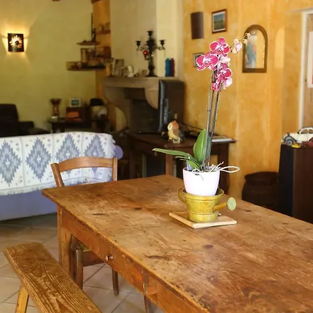 D'hotes Des Deux Lacs Bed & Breakfast