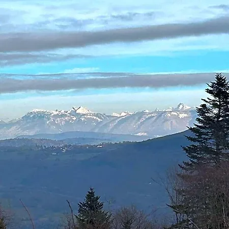 D'hotes Des Deux Lacs B&B